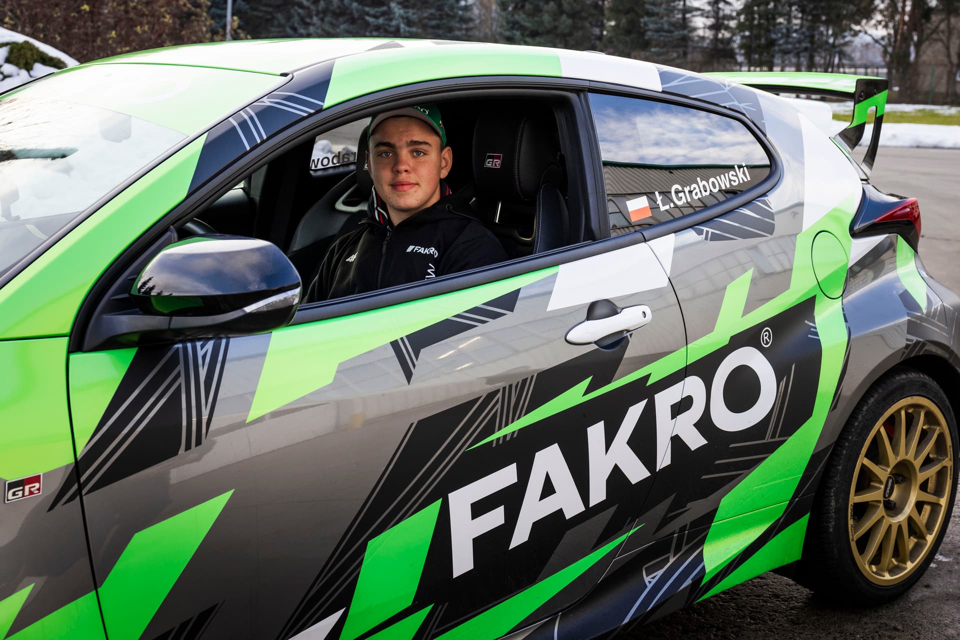  Napędzani pasją: wspólpraca Łukasza Grabowskiego z FAKRO