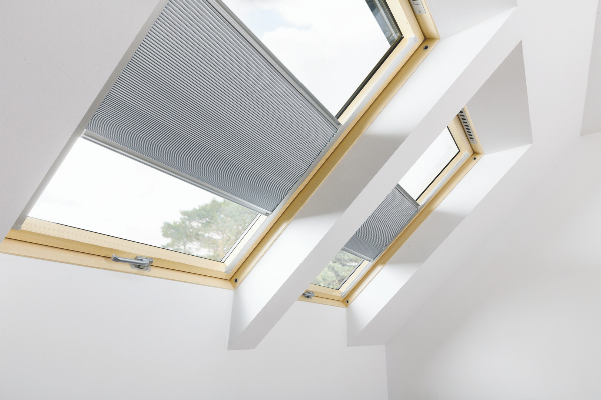 Rolety do okien dachowych Jakie wybrać? FAKRO